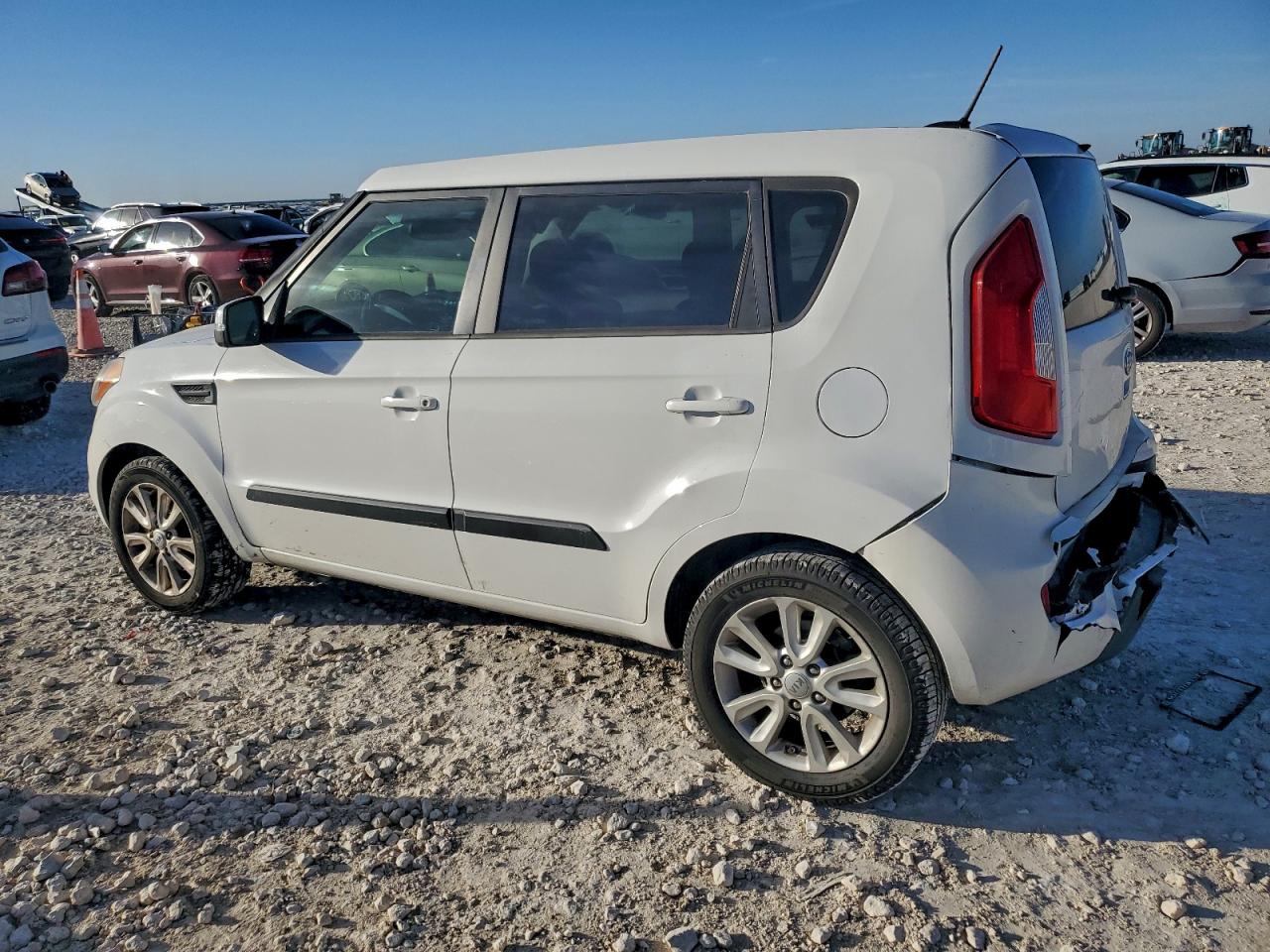 2012 KIA SOUL + photo 2