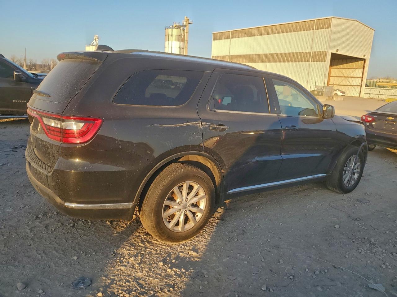 2015 DODGE DURANGO SXT photo 3