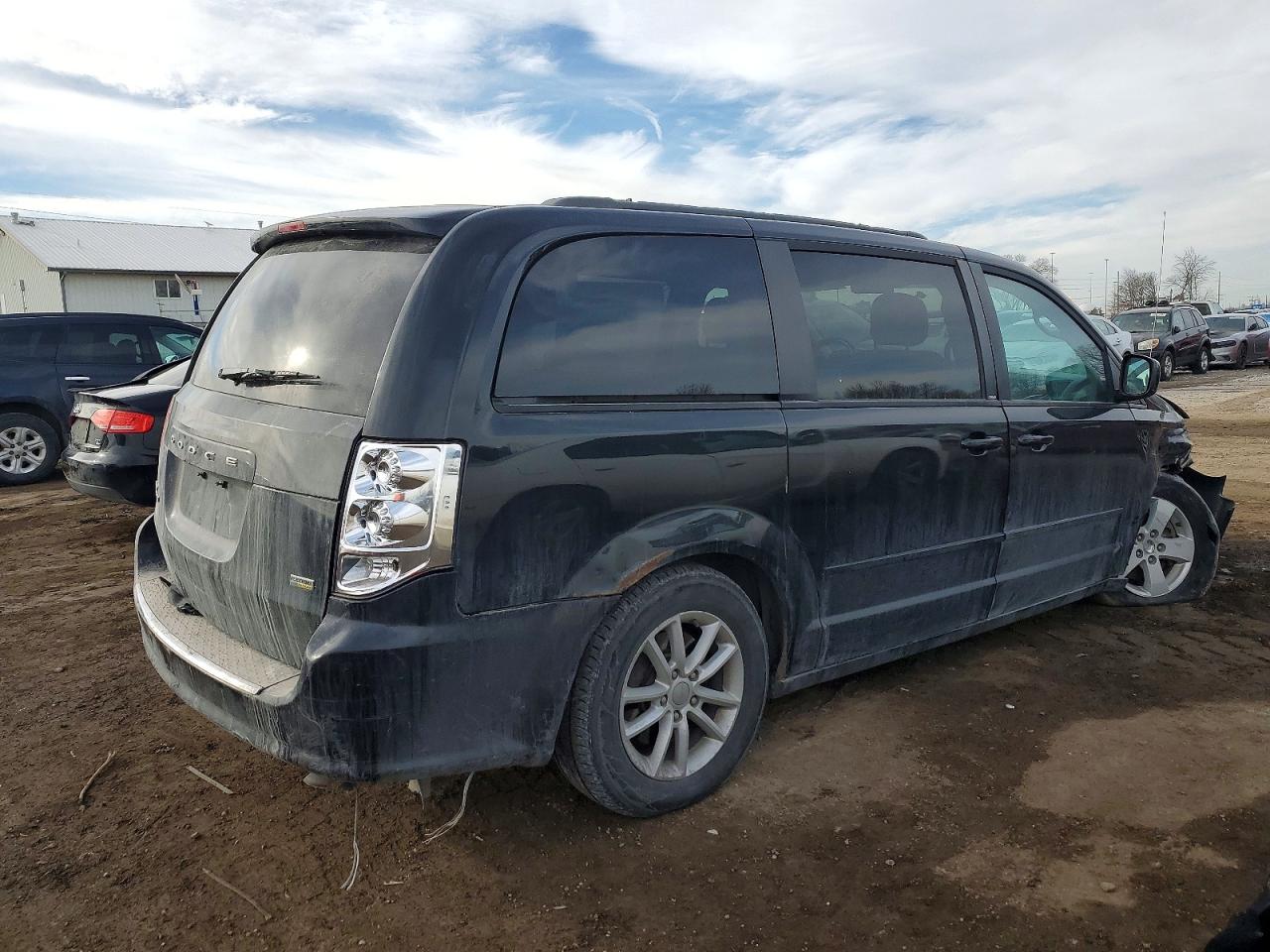 2013 DODGE GRAND CARAVAN SXT photo 3