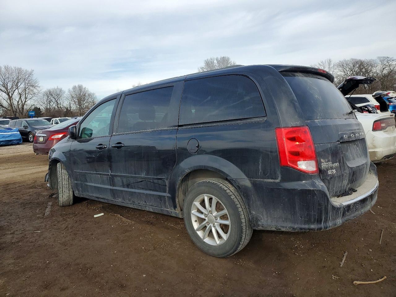 2013 DODGE GRAND CARAVAN SXT photo 2