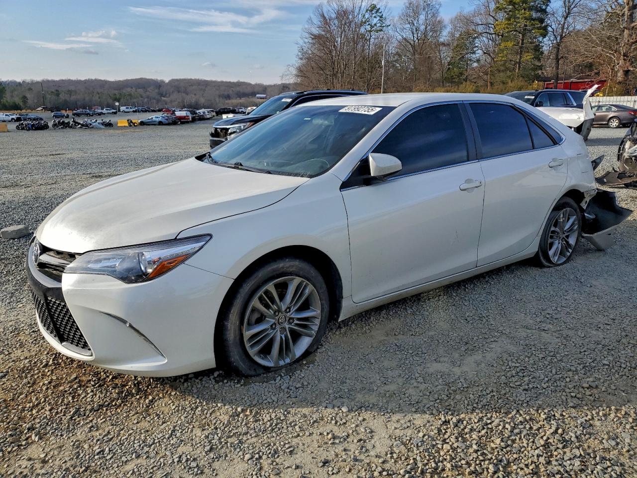 2015 TOYOTA CAMRY