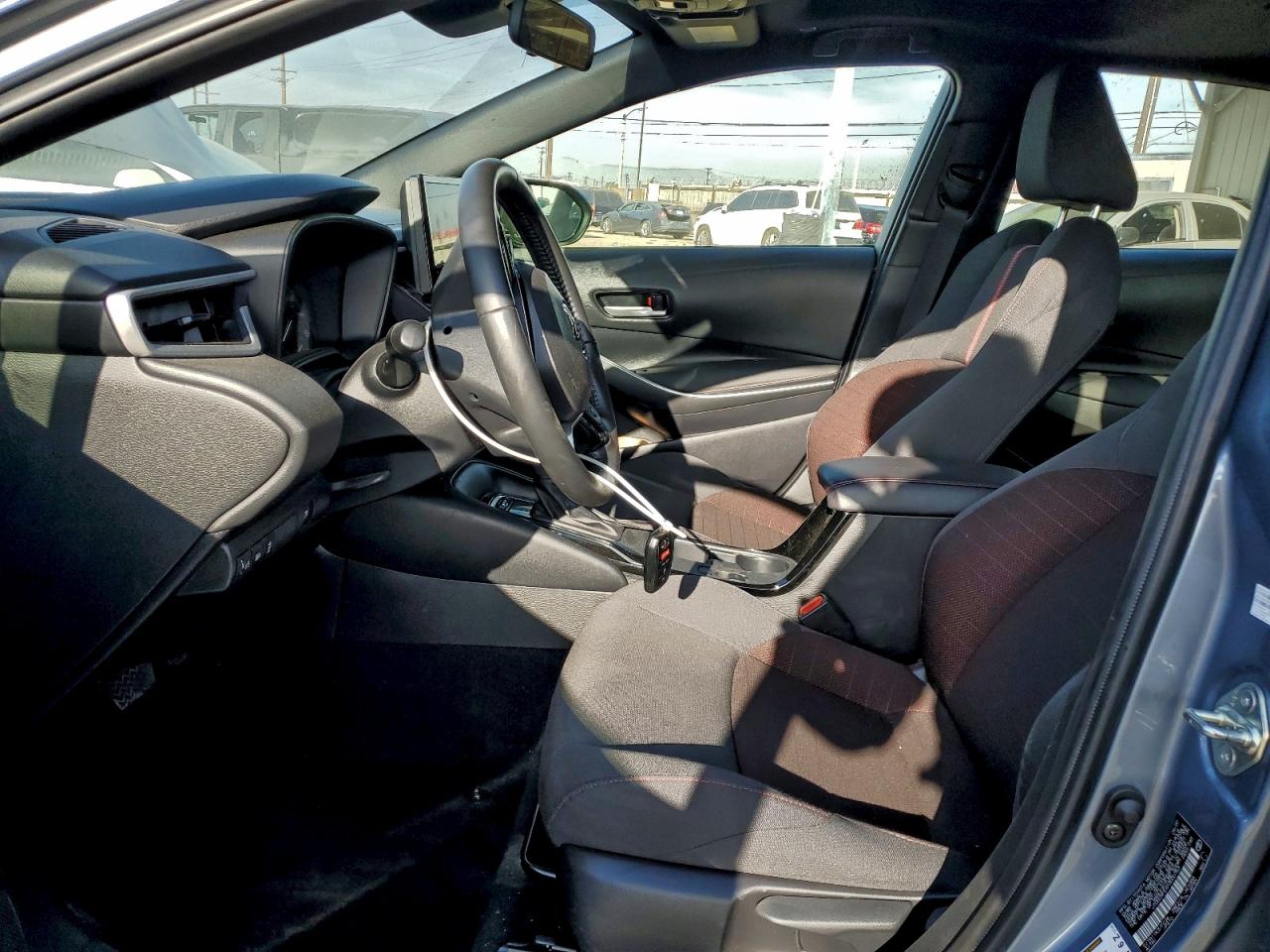 2023 TOYOTA COROLLA LE photo 7