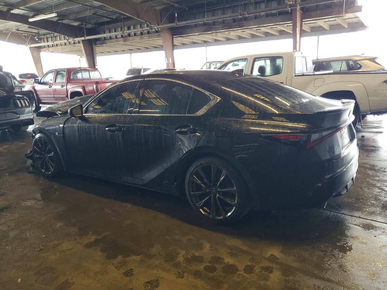 2023 LEXUS IS 350 F SPORT DESIGN photo 2