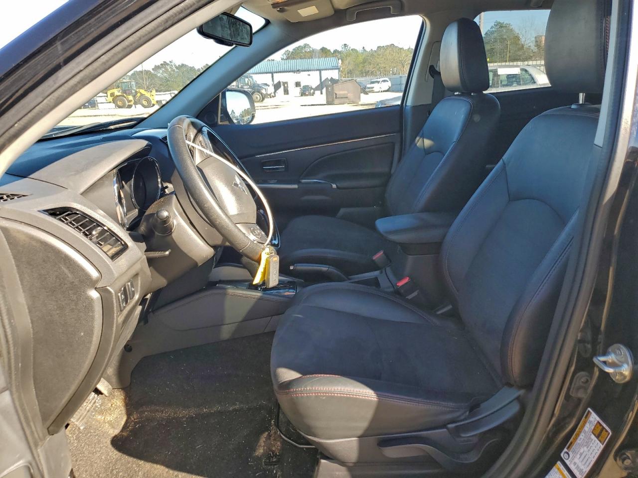 2023 MITSUBISHI OUTLANDER SPORT S/SE photo 7