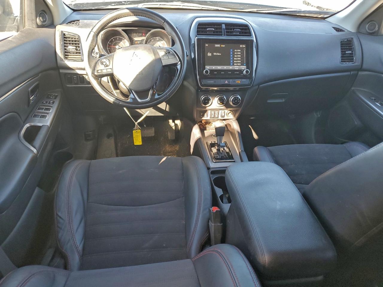 2023 MITSUBISHI OUTLANDER SPORT S/SE photo 8