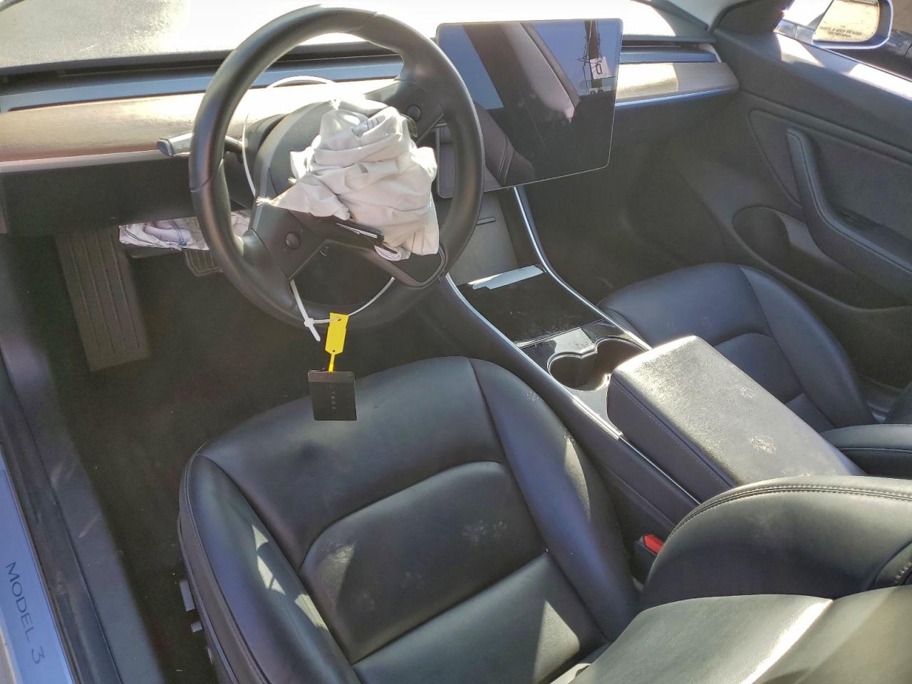 2018 TESLA MODEL 3 photo 8