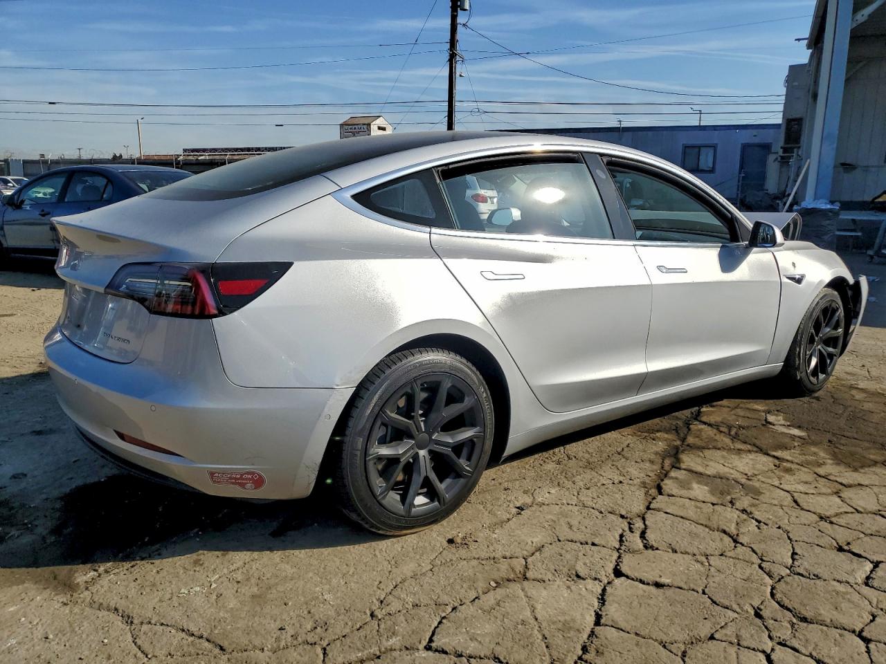 2018 TESLA MODEL 3 photo 3