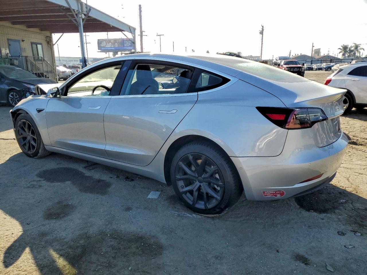 2018 TESLA MODEL 3 photo 2