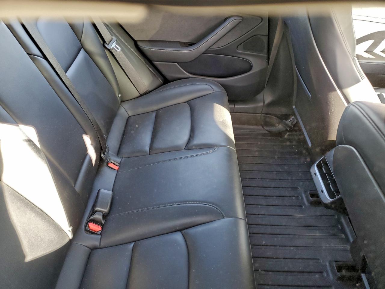 2018 TESLA MODEL 3 photo 10