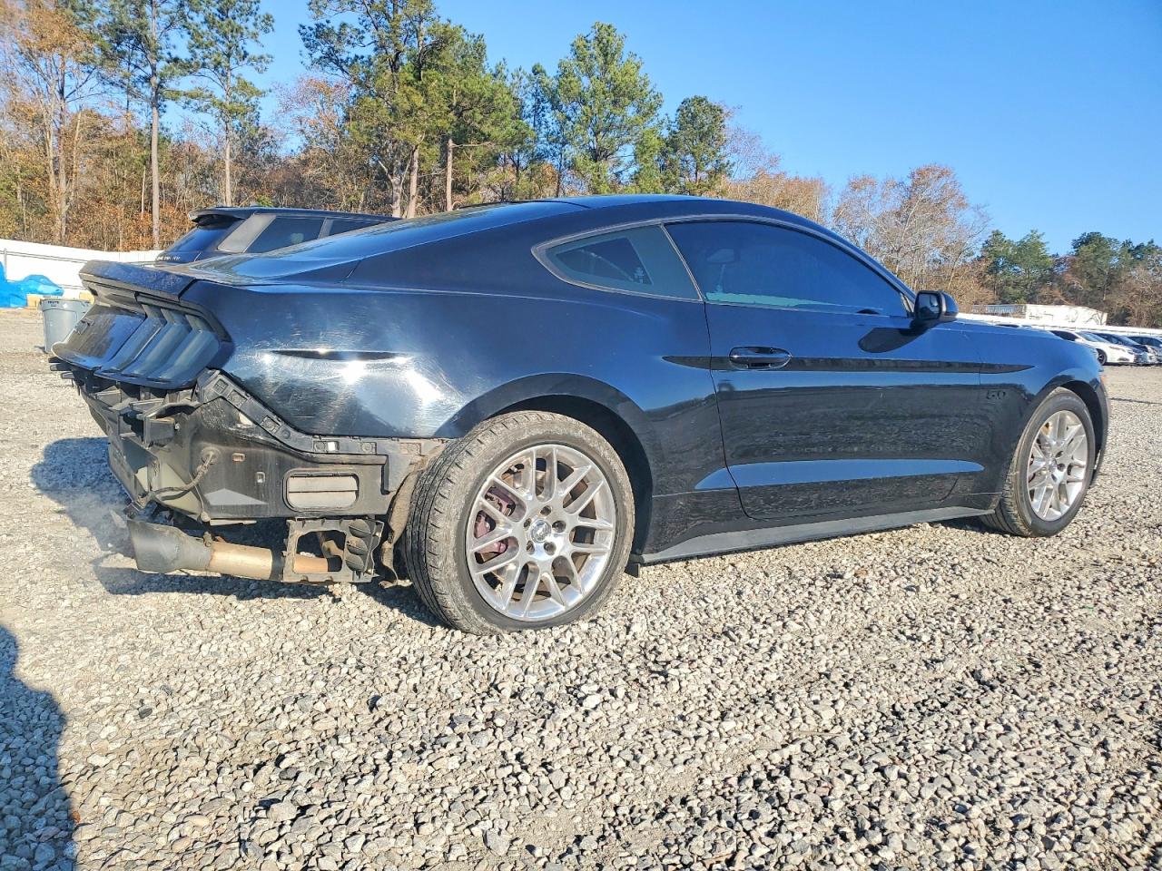 2017 FORD MUSTANG GT photo 5
