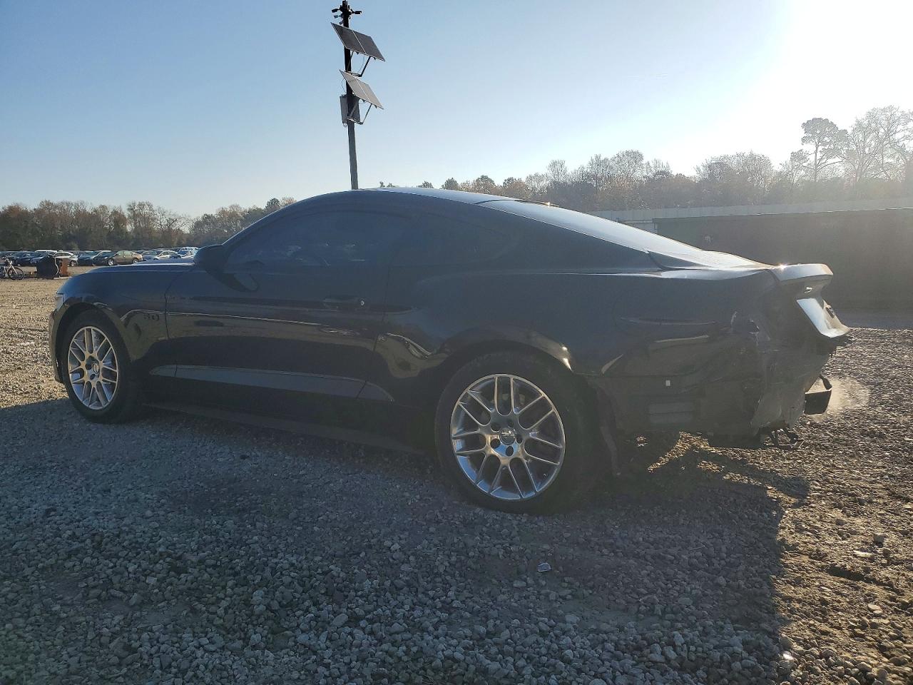 2017 FORD MUSTANG GT photo 3