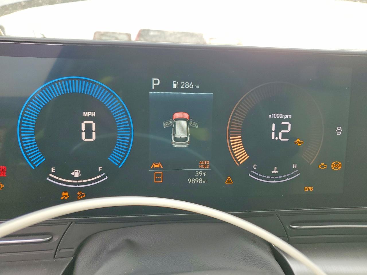 2025 HYUNDAI KONA SEL photo 17