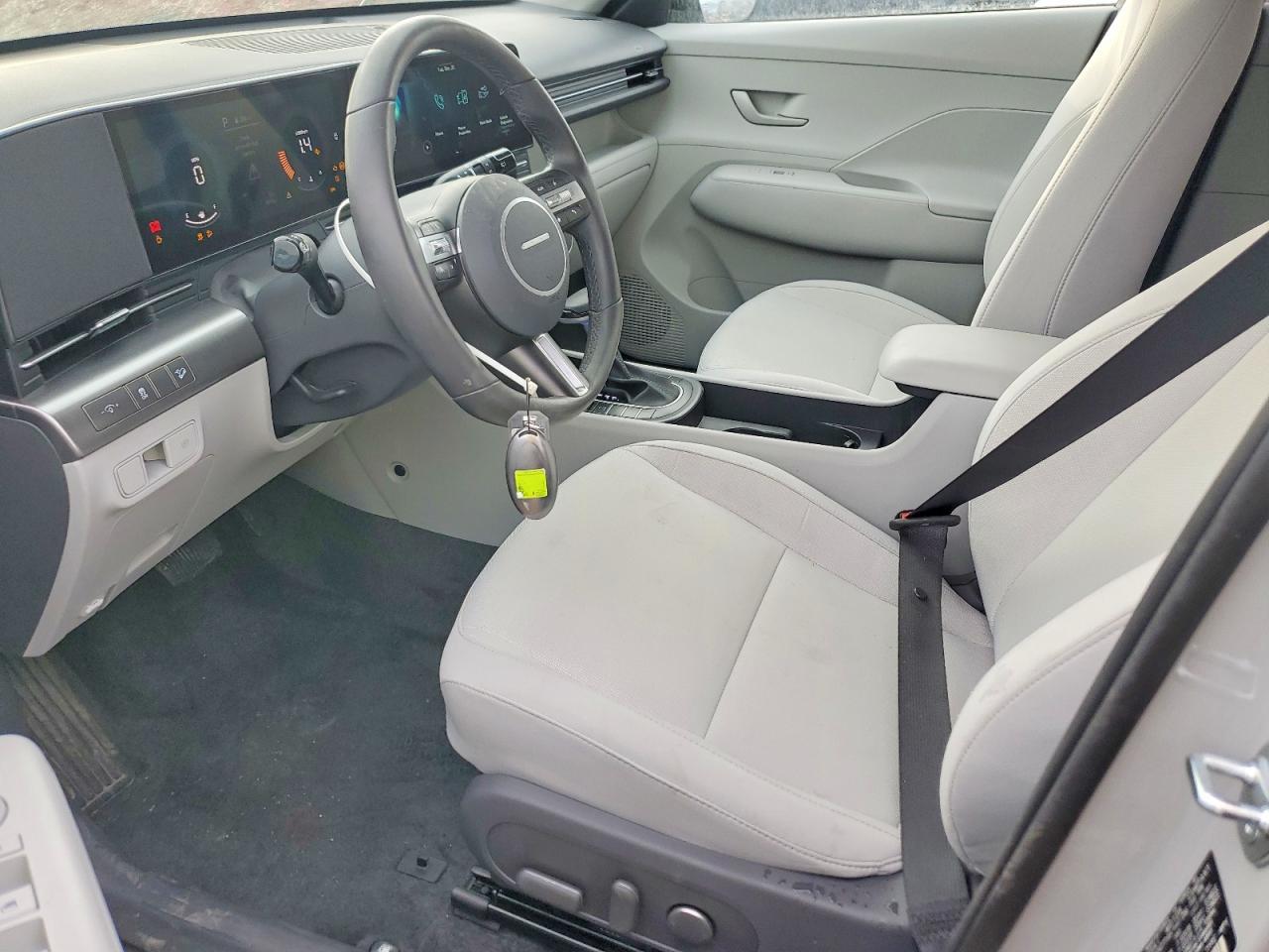 2025 HYUNDAI KONA SEL photo 13