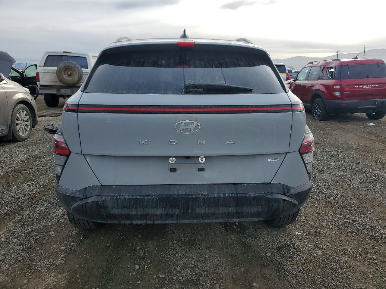 2025 HYUNDAI KONA SEL photo 11