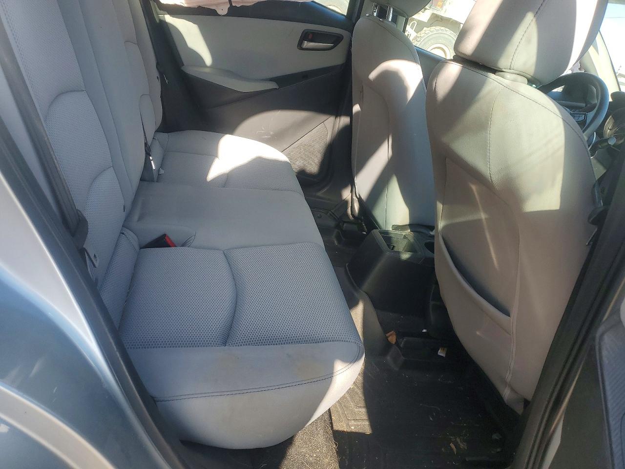 2019 TOYOTA YARIS L photo 10