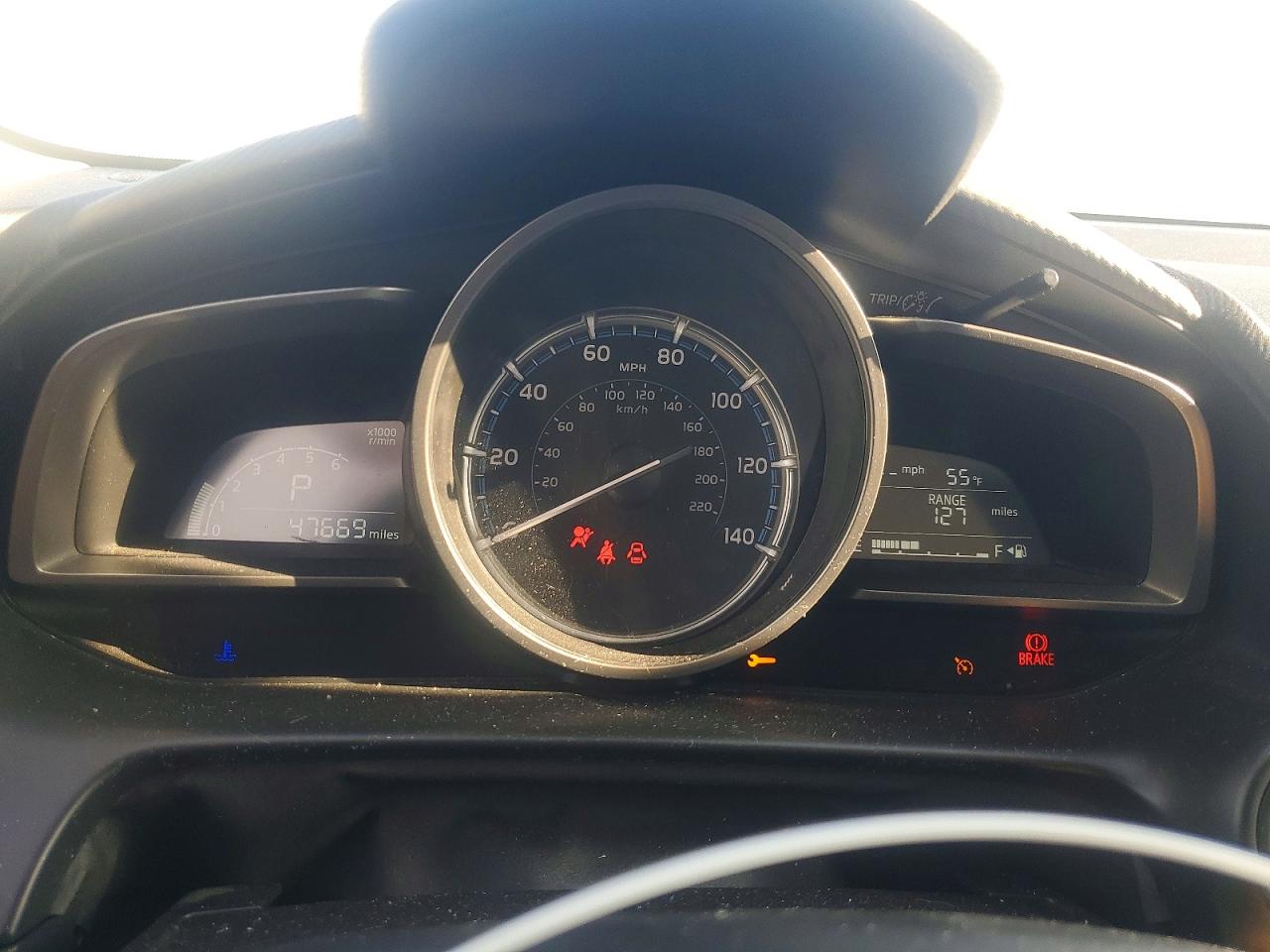 2019 TOYOTA YARIS L photo 9