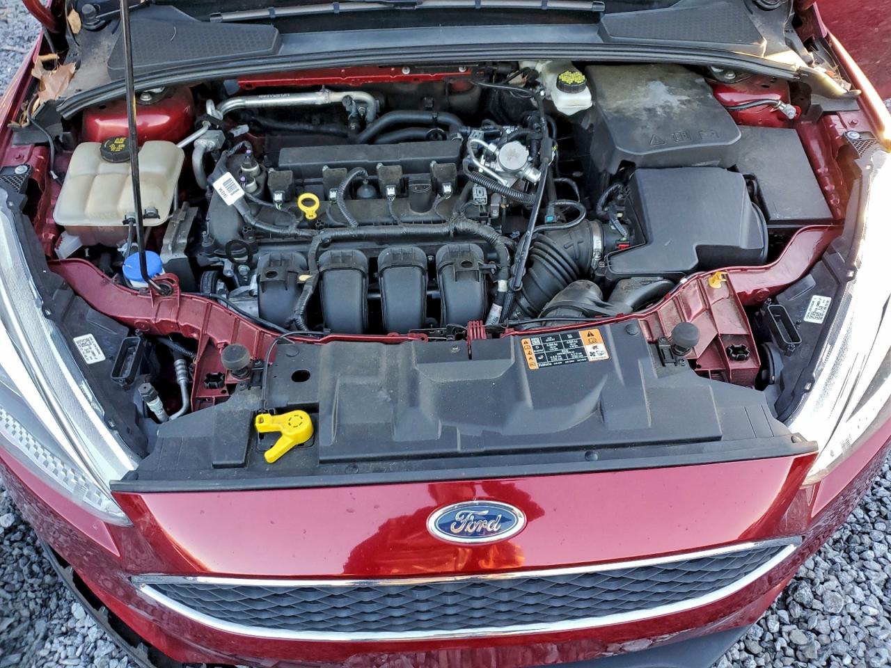 2017 FORD FOCUS SE photo 11