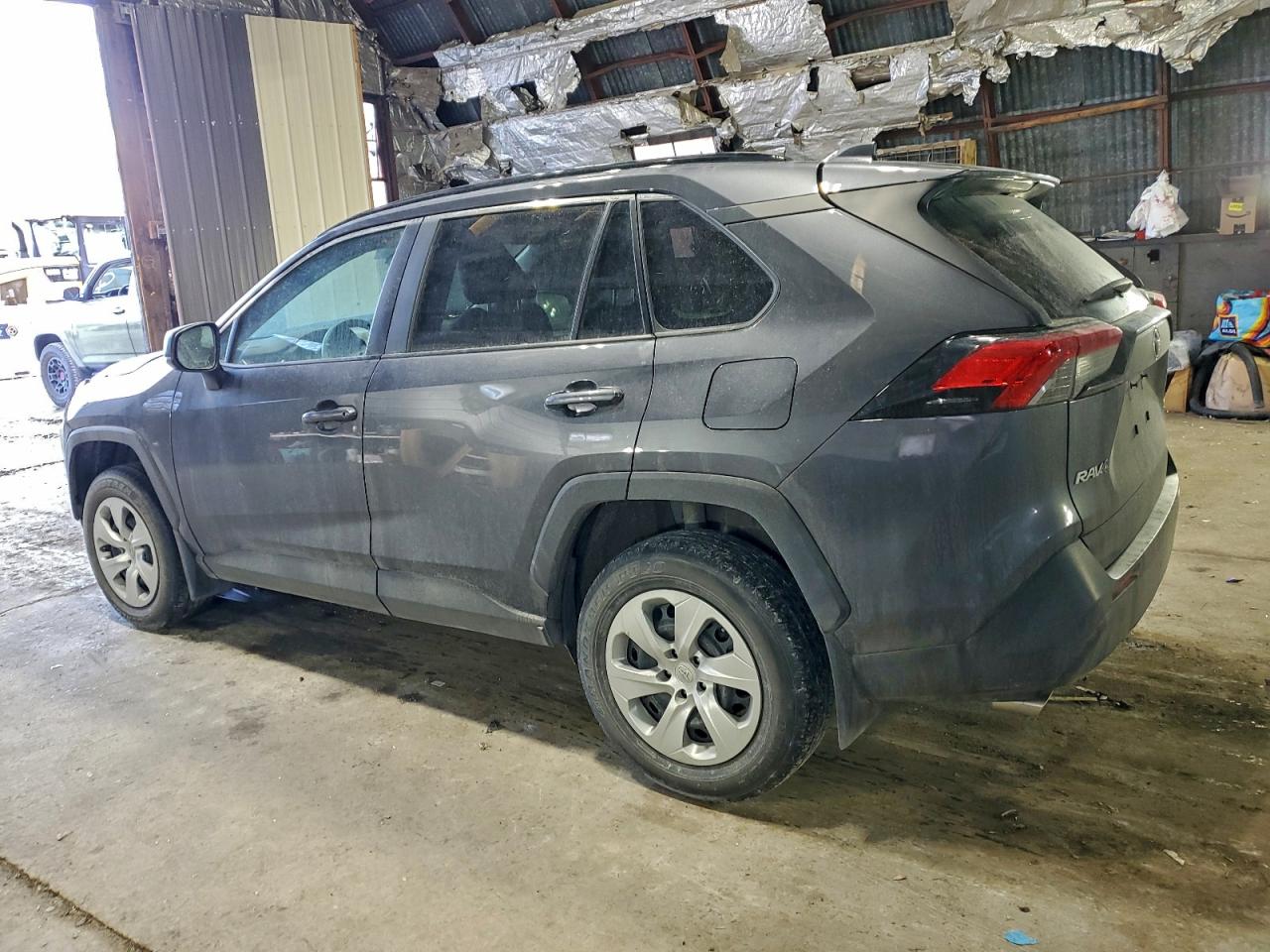 2019 TOYOTA RAV4 LE photo 2
