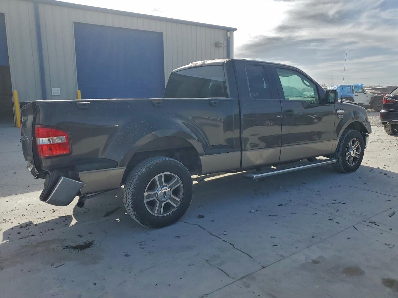 2005 FORD F150 photo 3