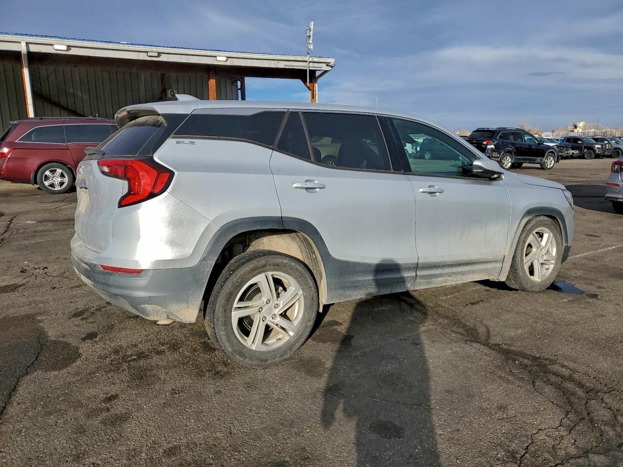 2018 GMC TERRAIN SLE photo 3