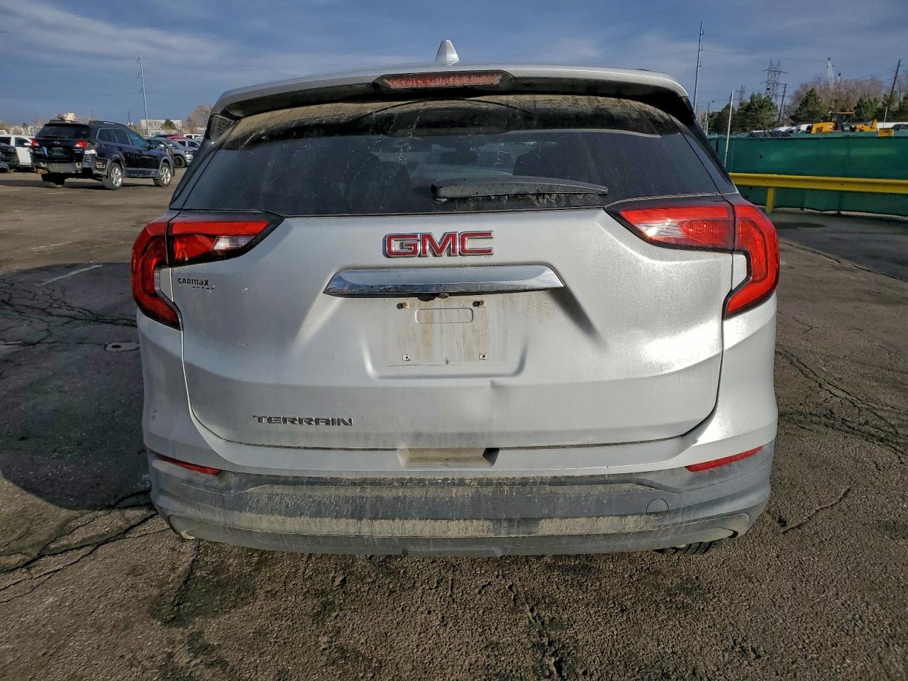 2018 GMC TERRAIN SLE photo 6