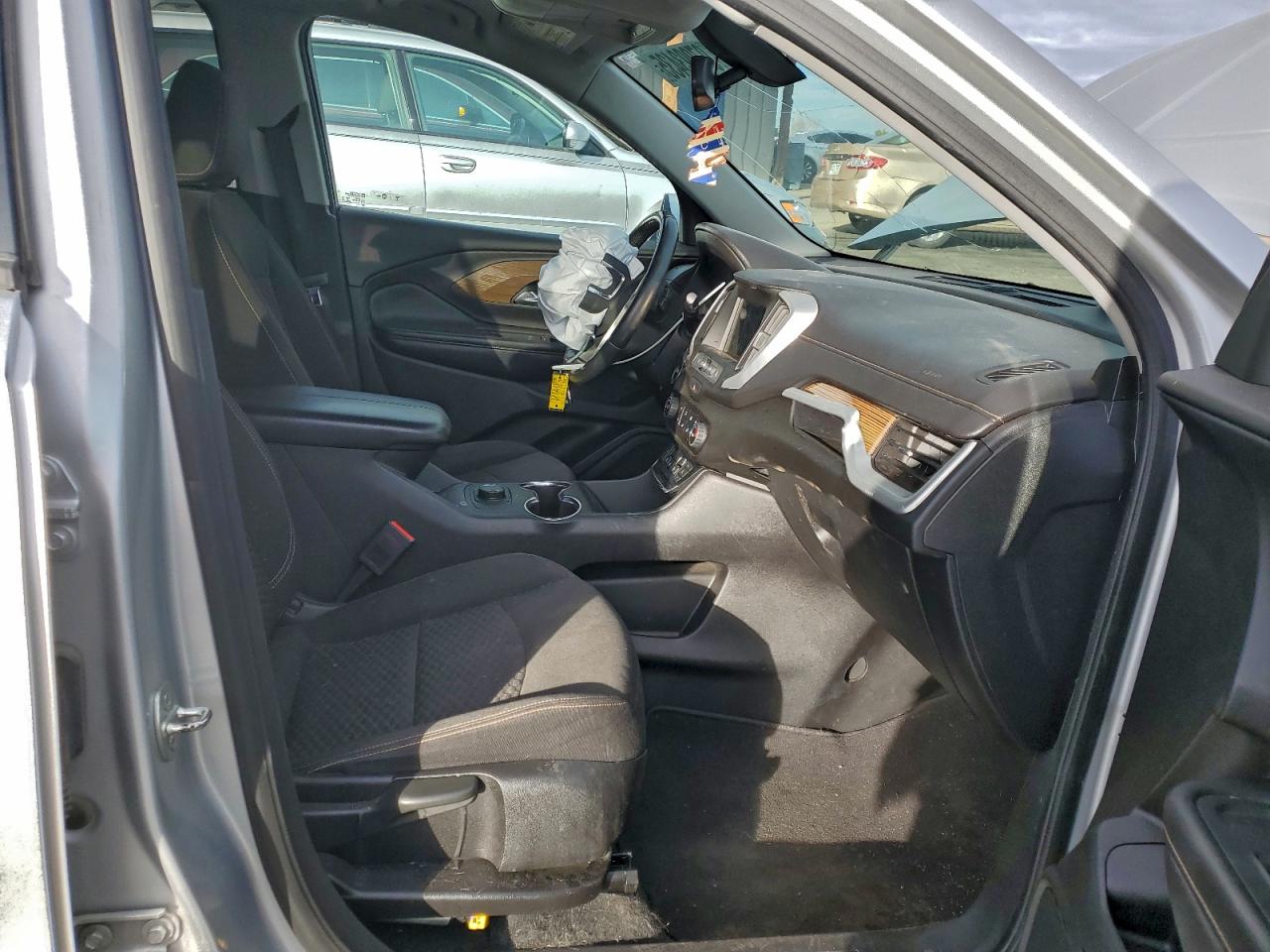 2018 GMC TERRAIN SLE photo 7