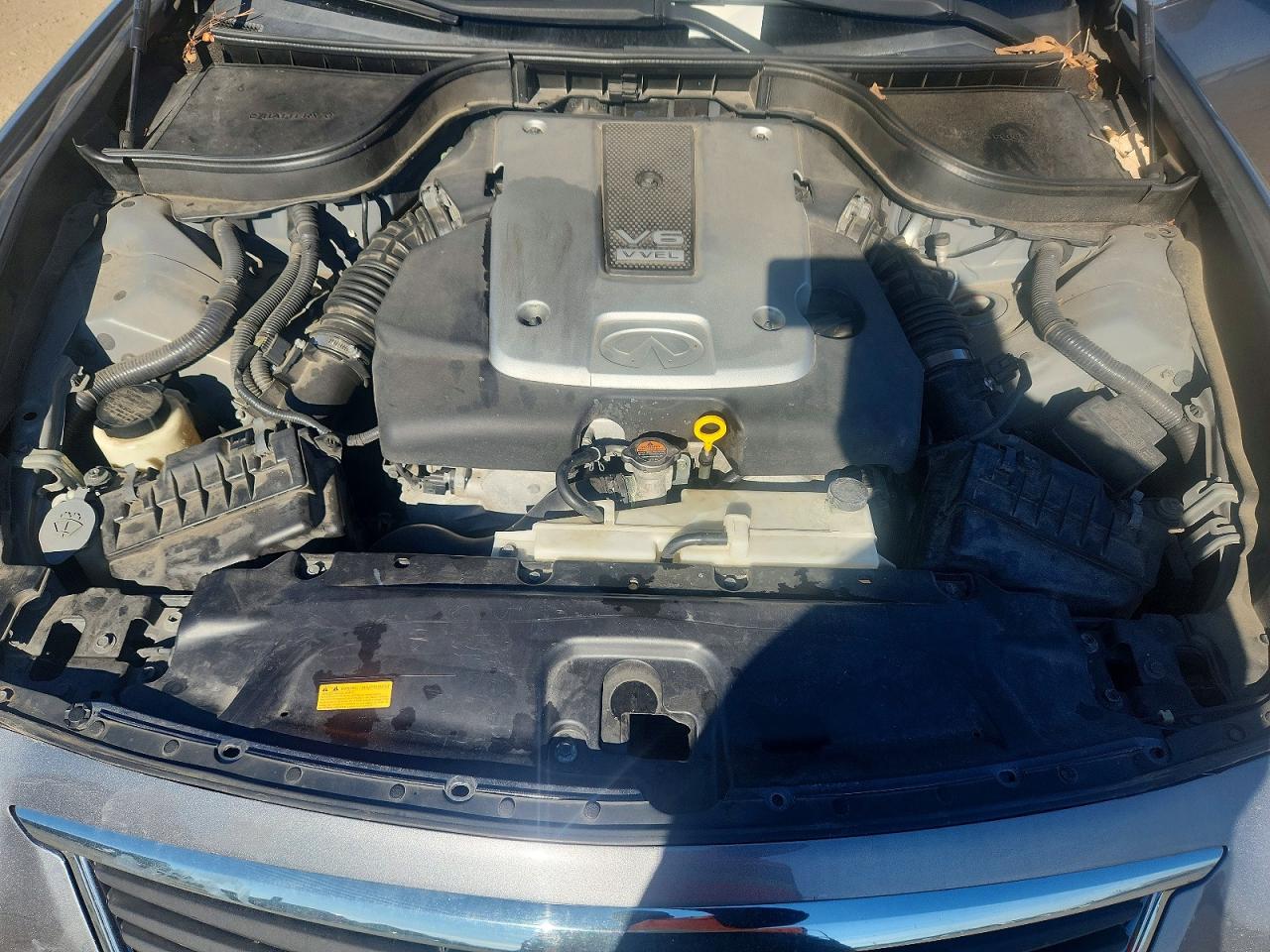 2013 INFINITI G37 photo 11