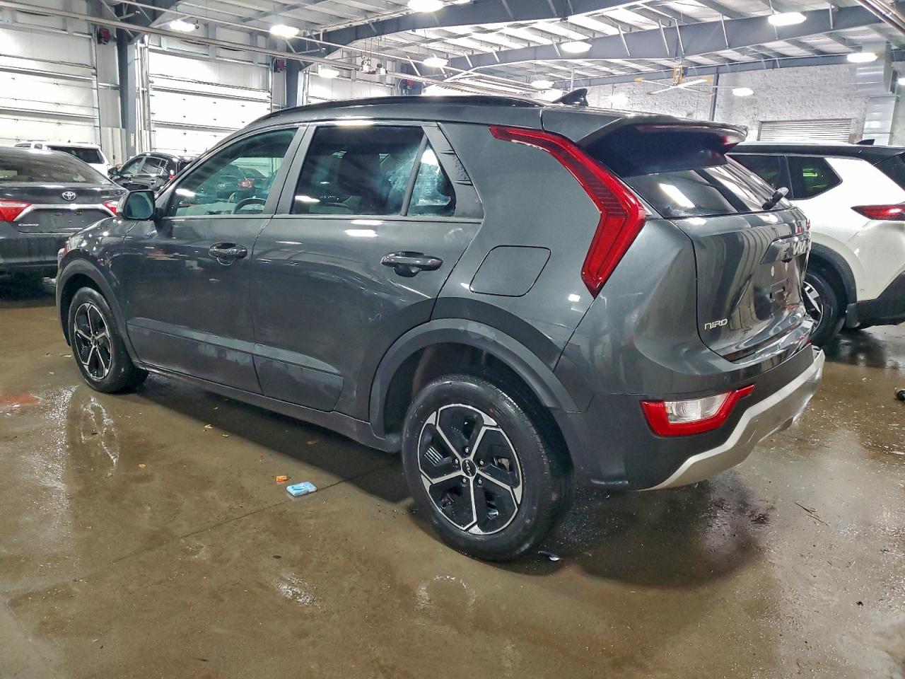 2023 KIA NIRO EX photo 2