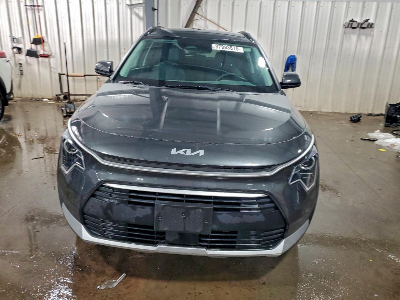 2023 KIA NIRO EX photo 5