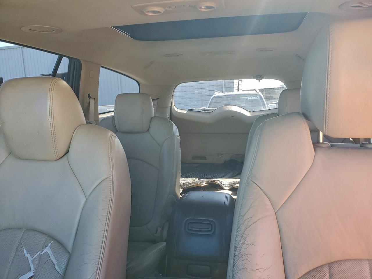 2010 BUICK ENCLAVE CXL photo 10
