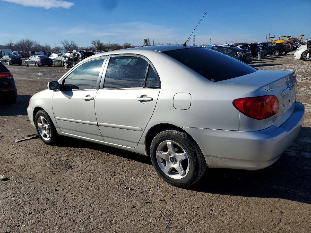 2003 TOYOTA COROLLA CE photo 2