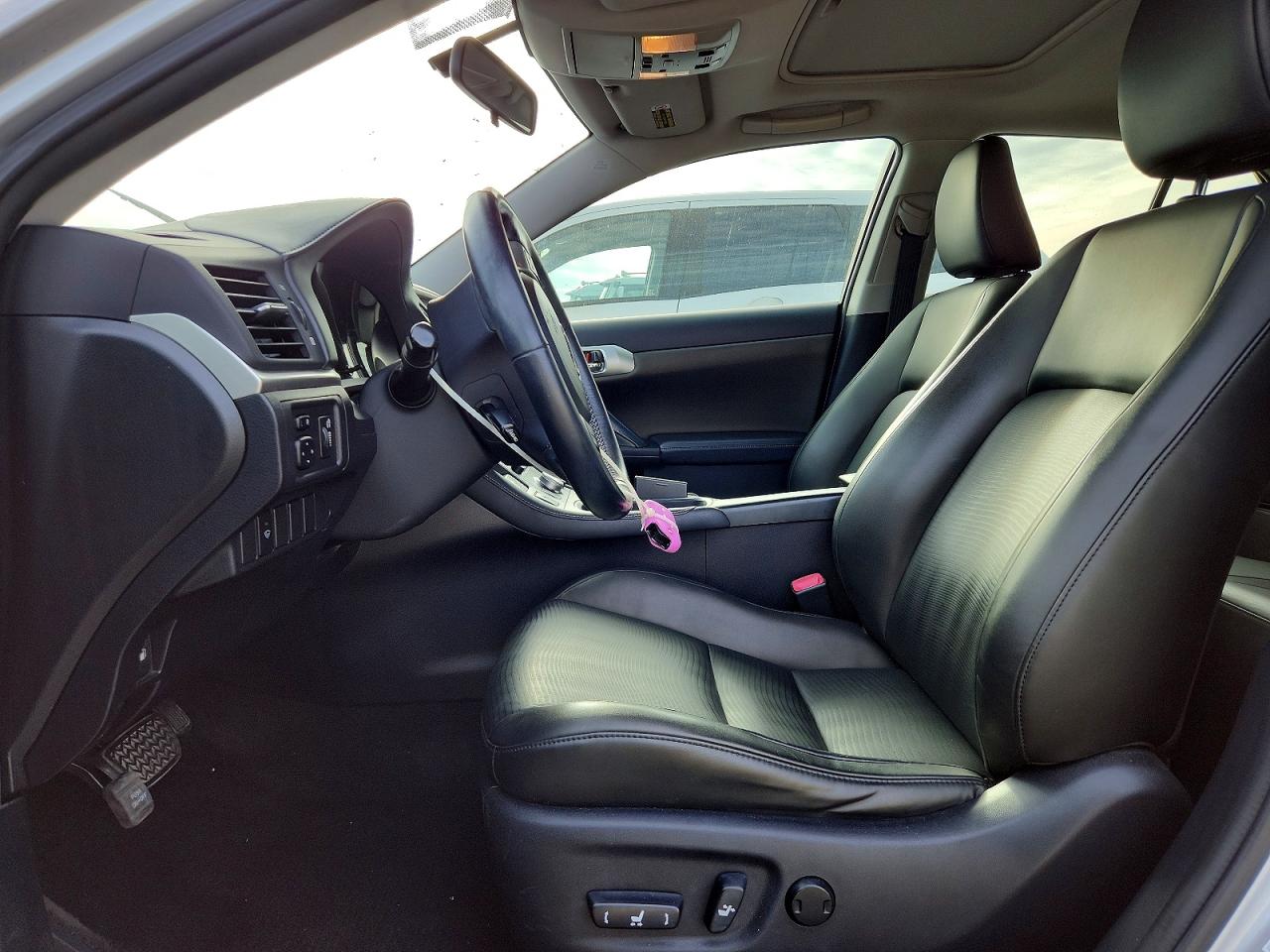 2012 LEXUS CT 200 photo 7