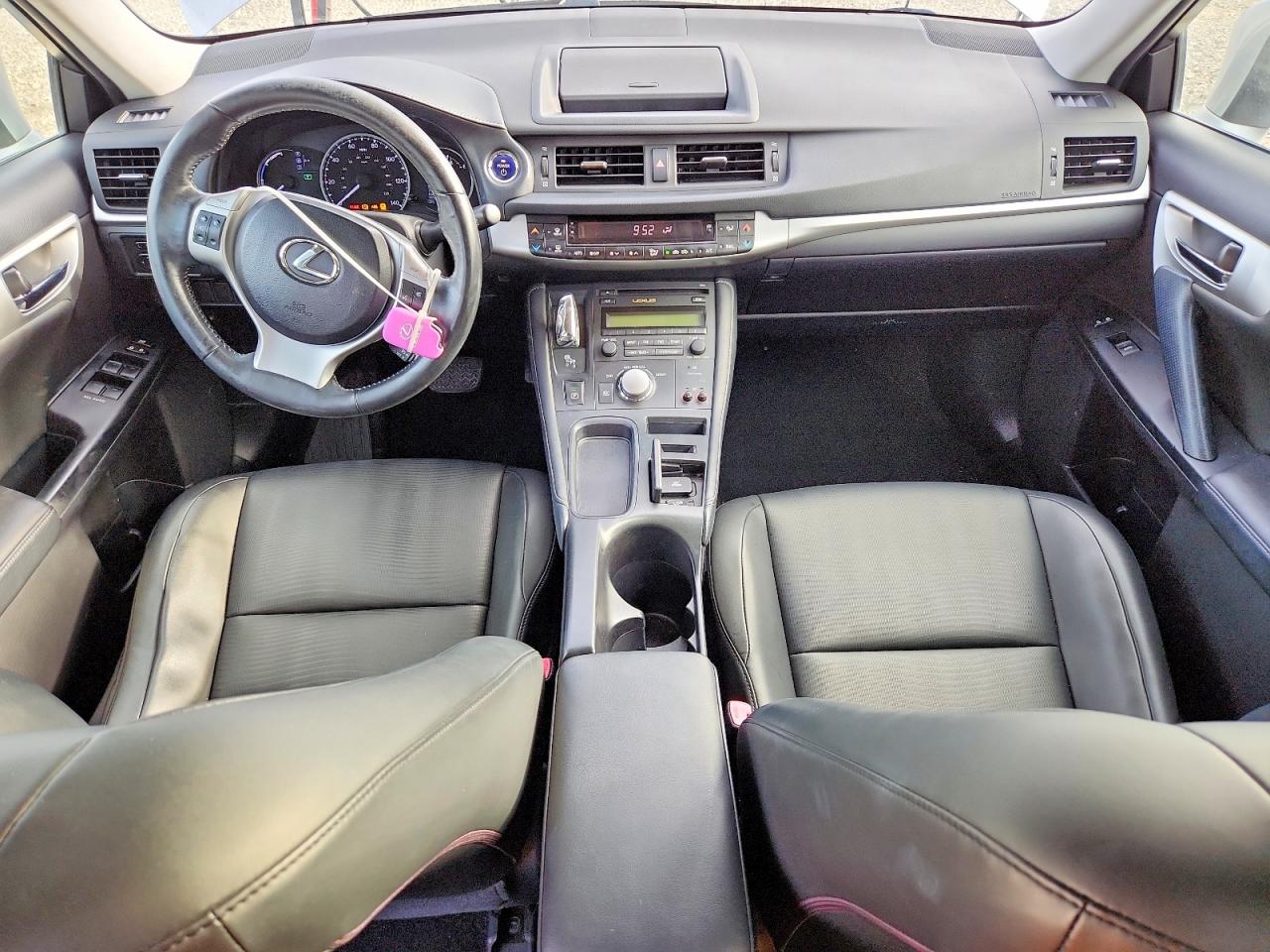 2012 LEXUS CT 200 photo 8