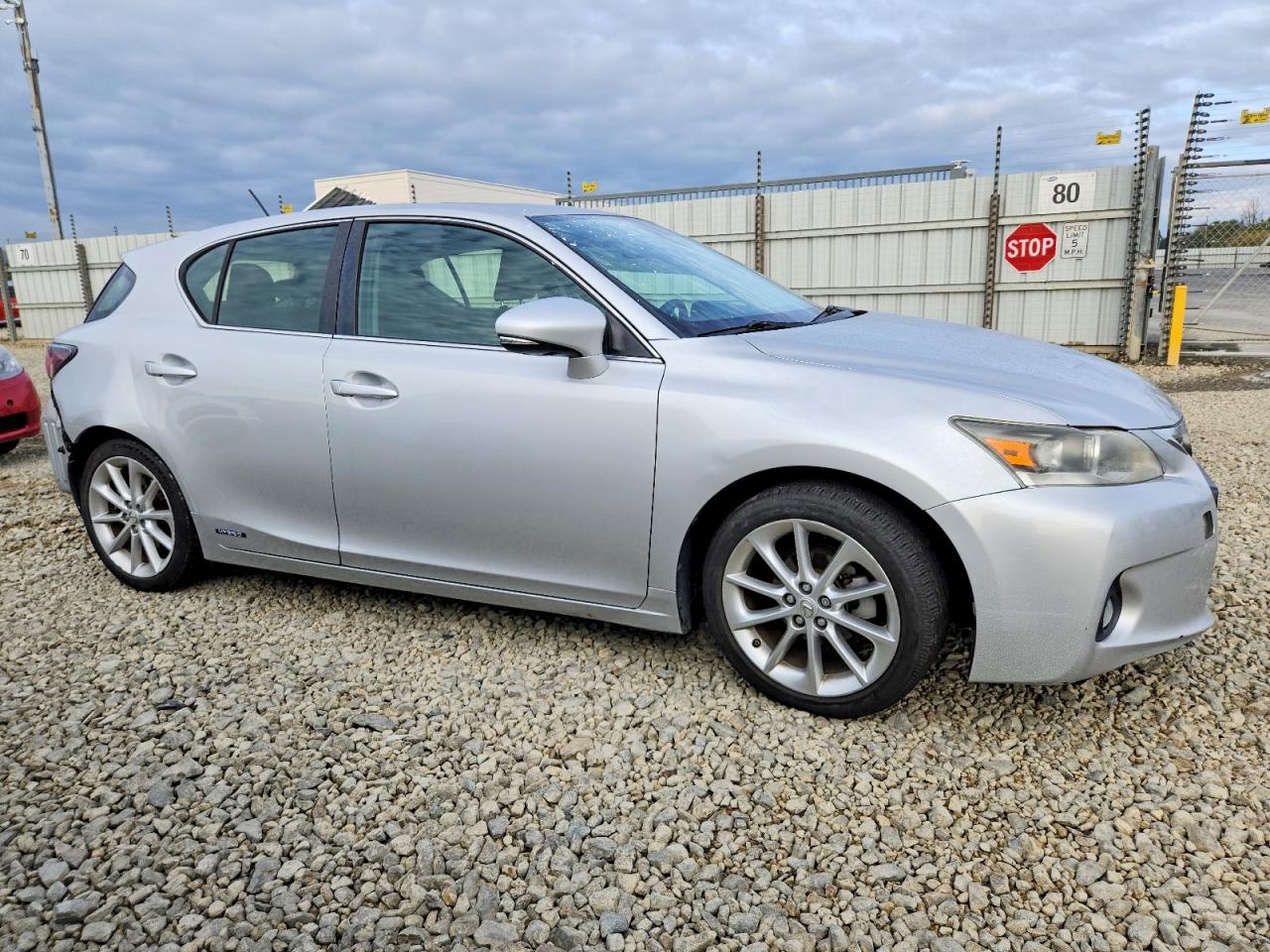2012 LEXUS CT 200 photo 4