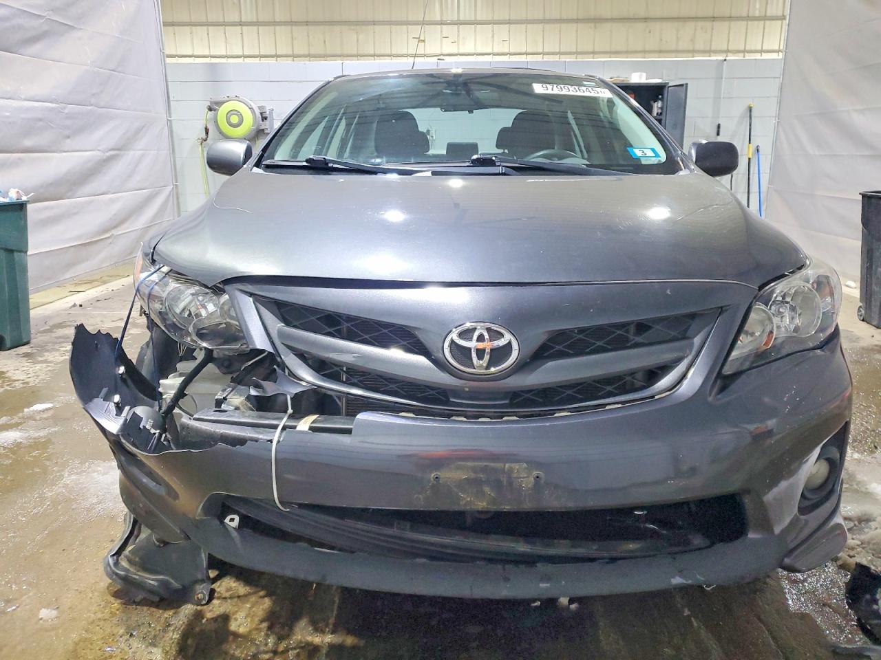 2011 TOYOTA COROLLA BASE photo 5