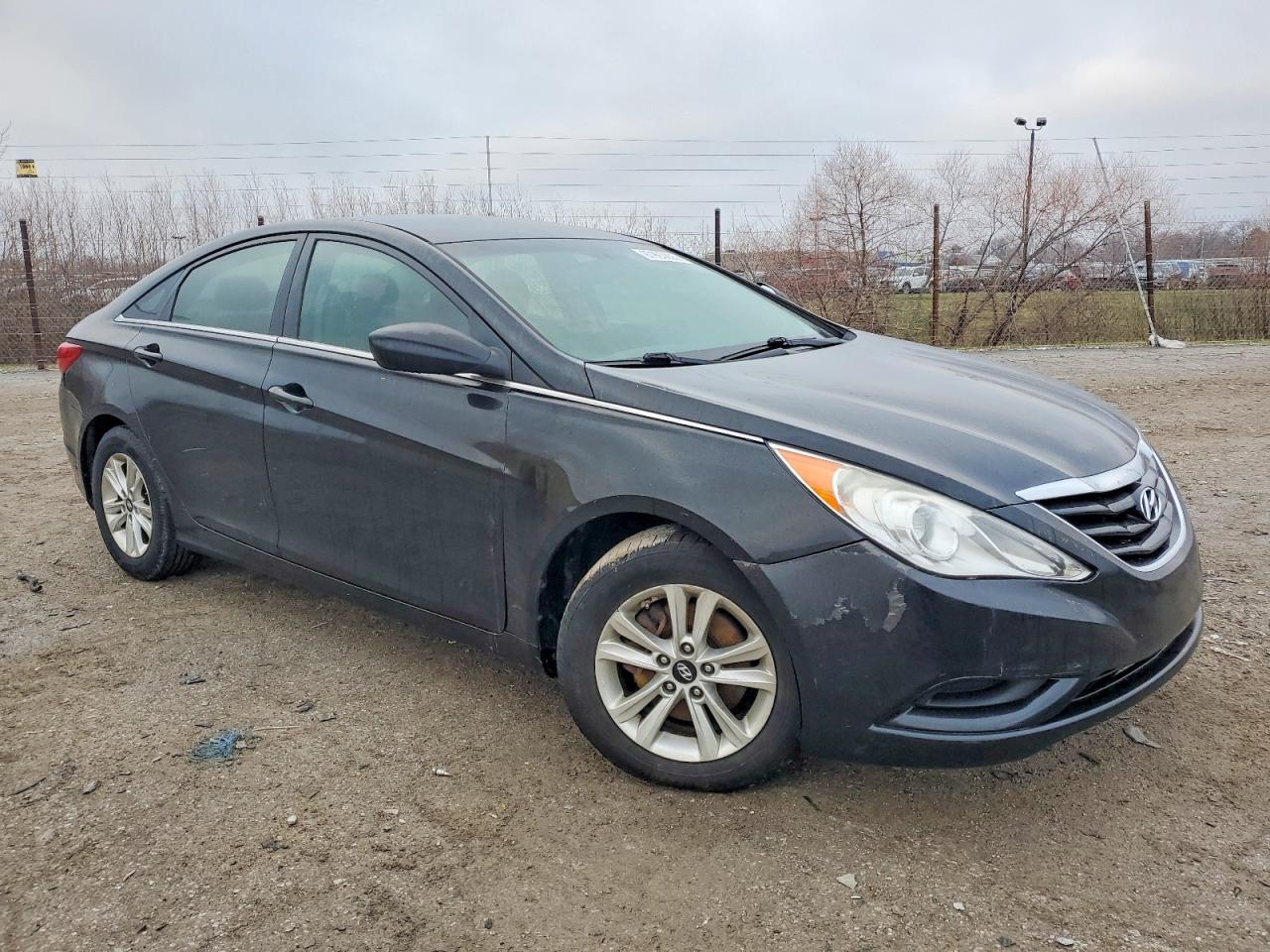 2013 HYUNDAI SONATA GLS photo 4
