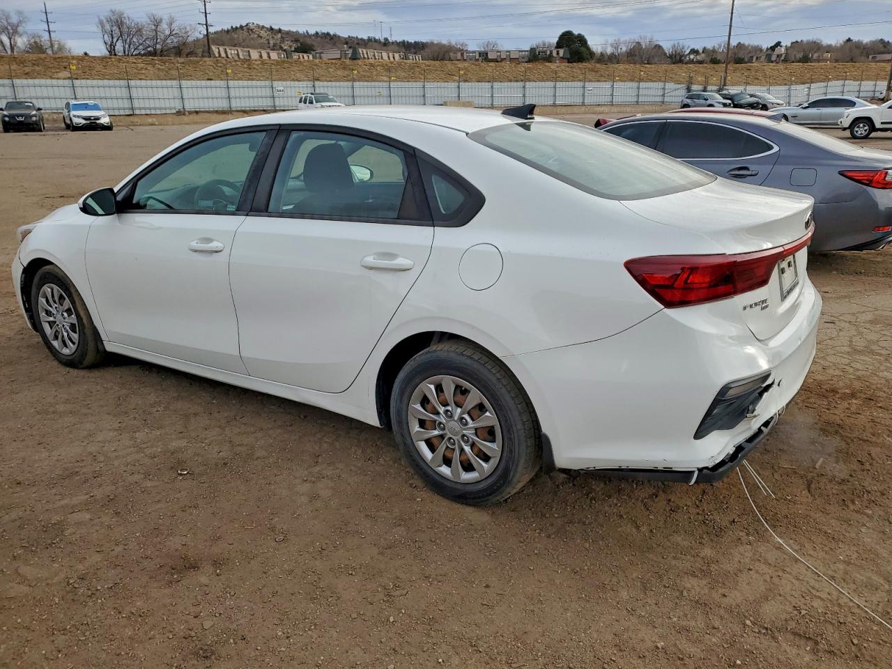2019 KIA FORTE FE photo 2