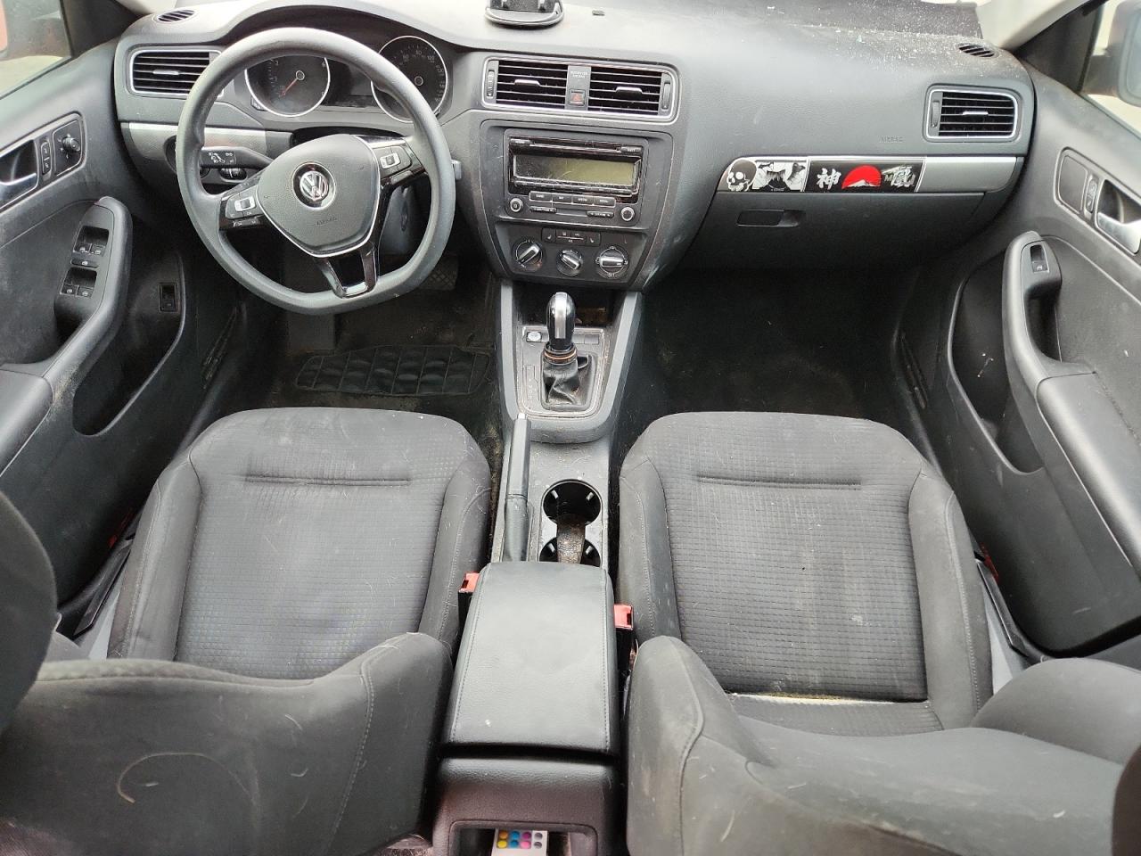 2015 VOLKSWAGEN JETTA SE photo 8