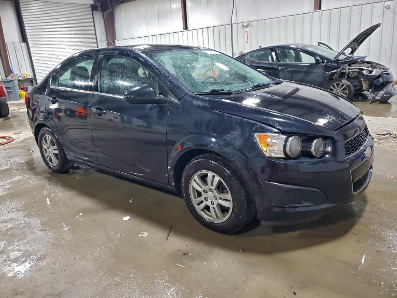 2014 CHEVROLET SONIC LT photo 4