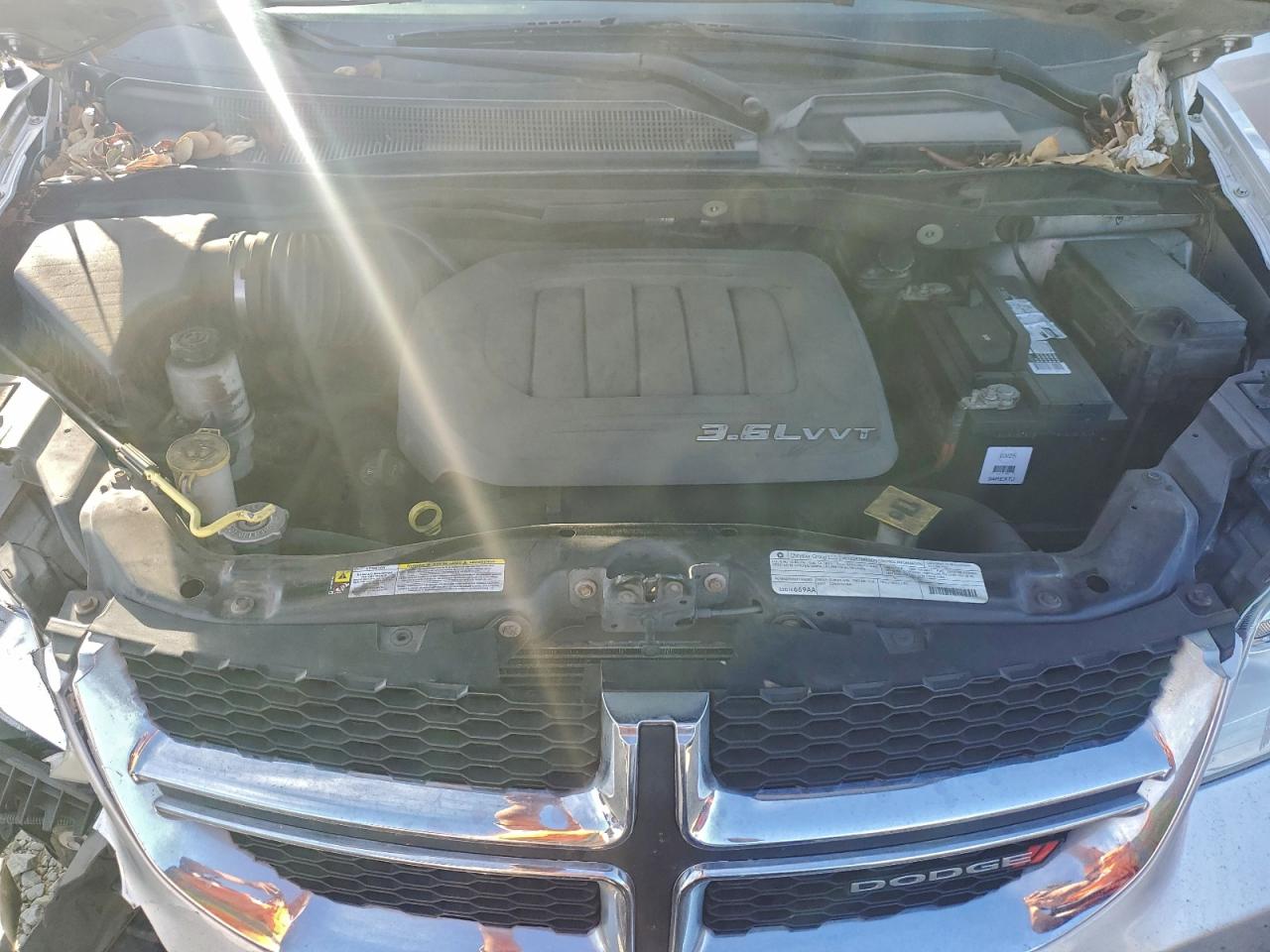 2012 DODGE GRAND CARAVAN SXT photo 12