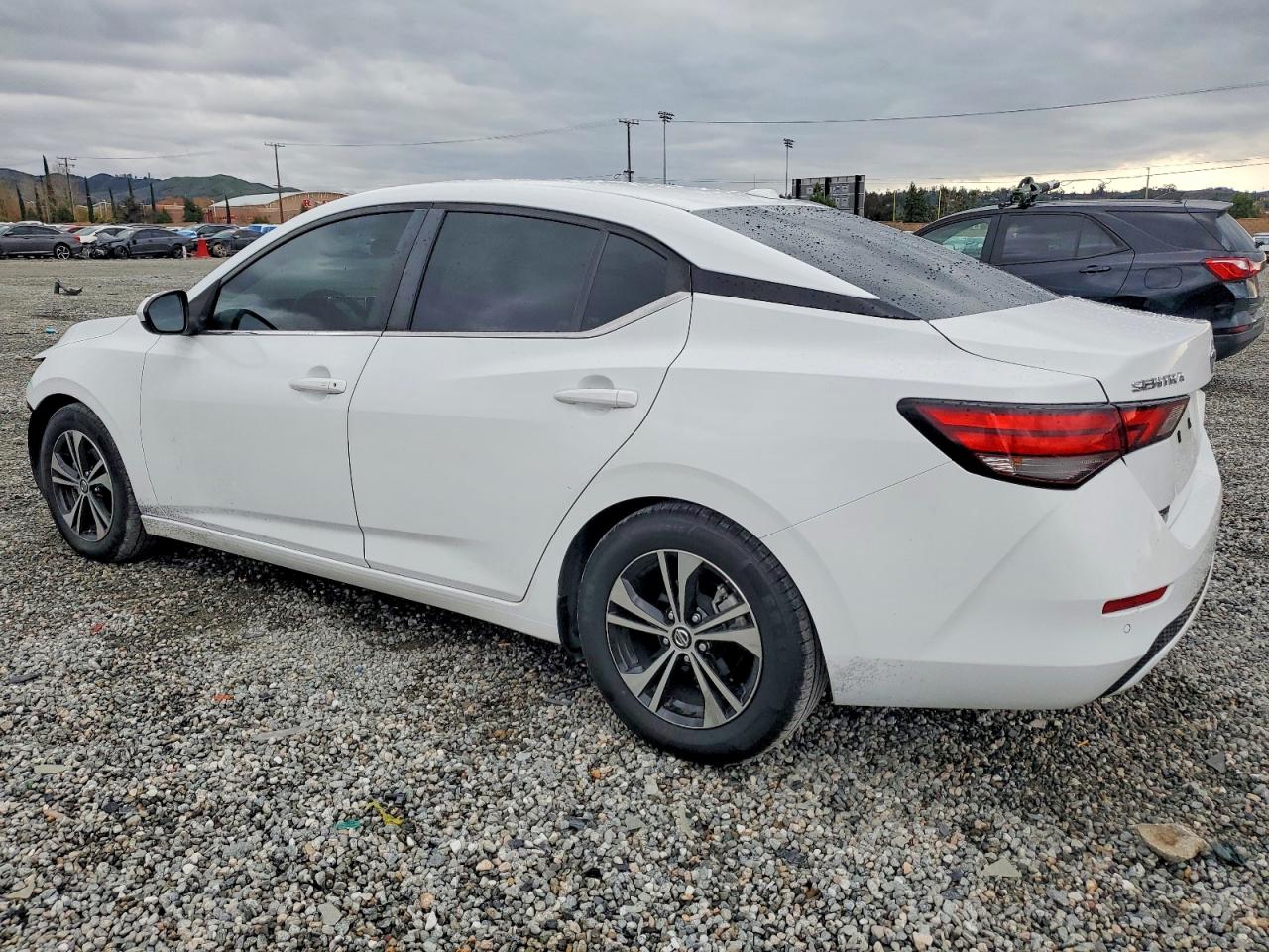 2022 NISSAN SENTRA SV photo 2