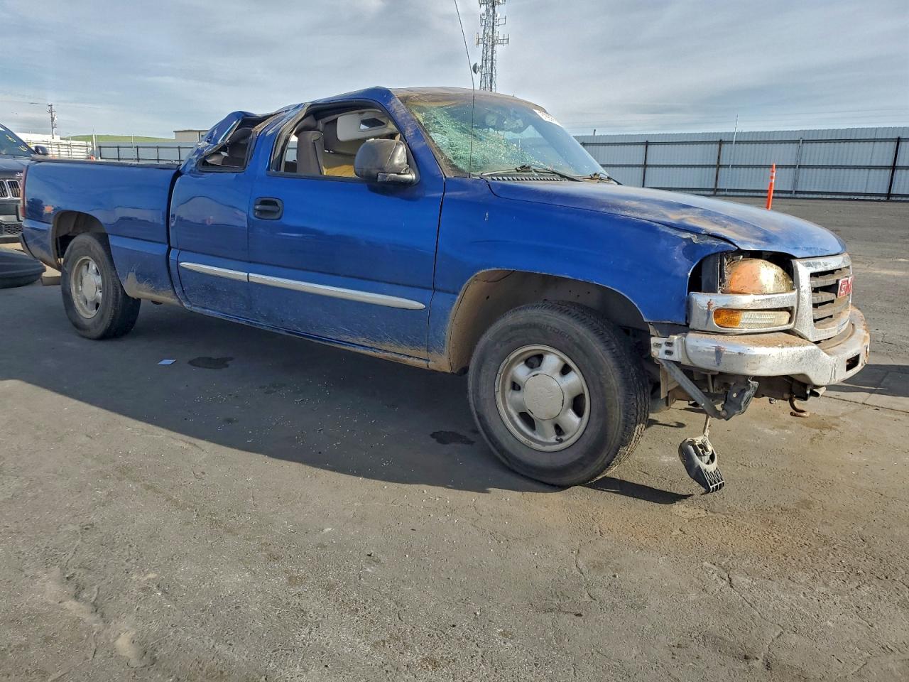 2003 GMC NEW SIERRA C1500 photo 4