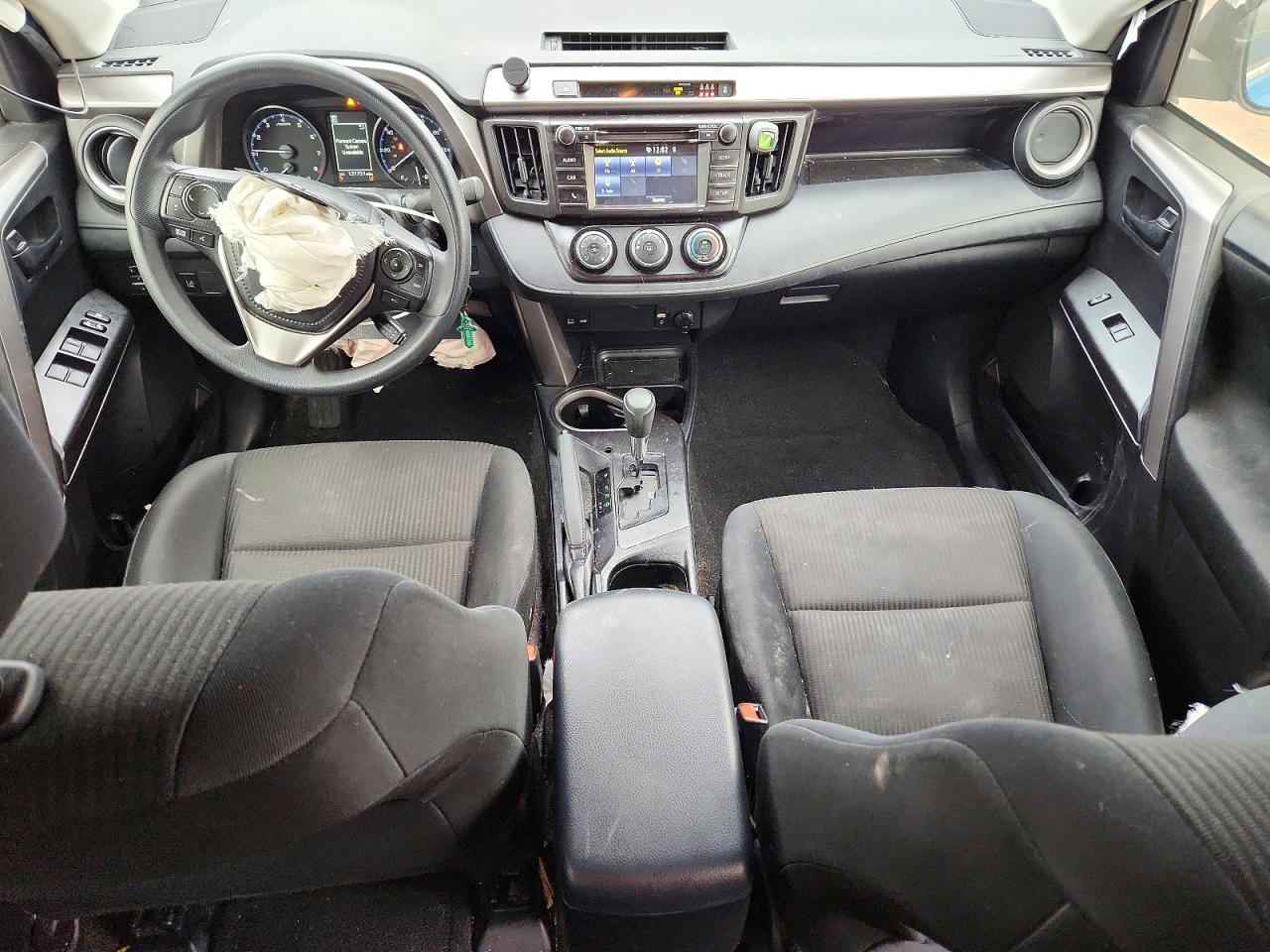 2017 TOYOTA RAV4 LE photo 8