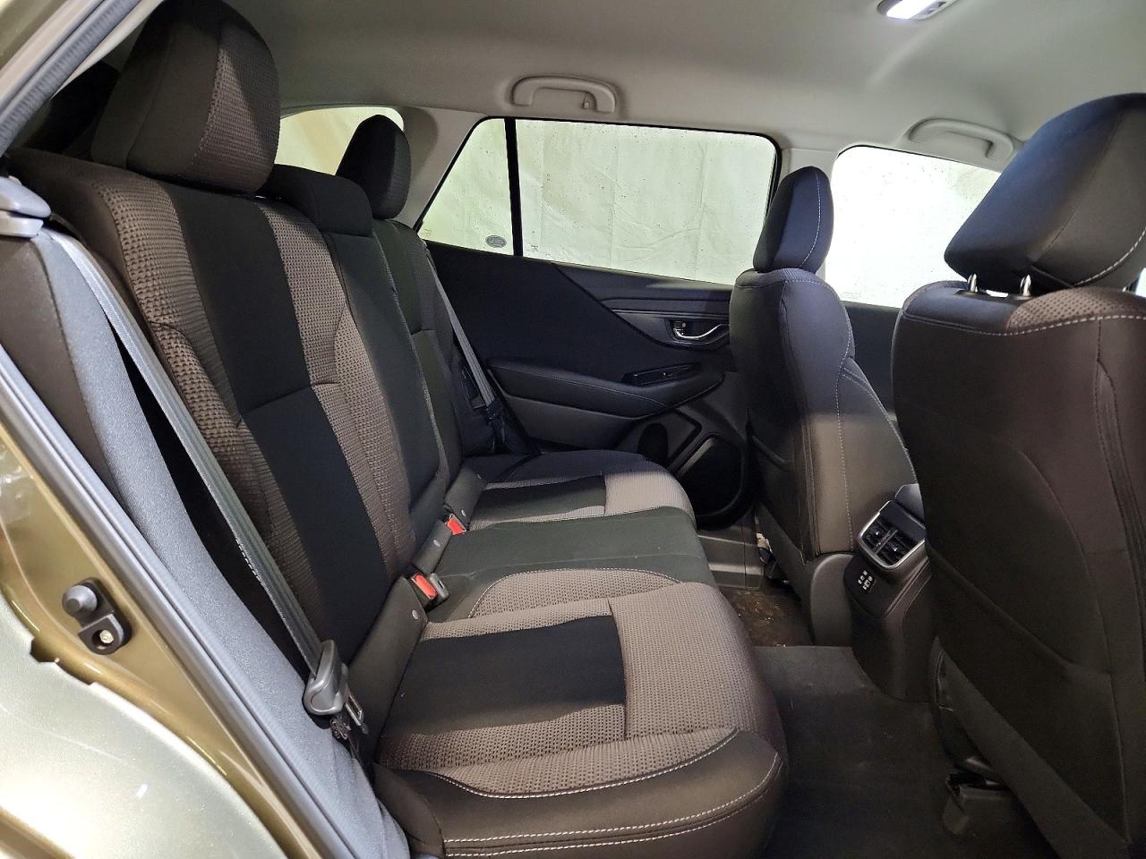 2025 SUBARU OUTBACK PREMIUM photo 11