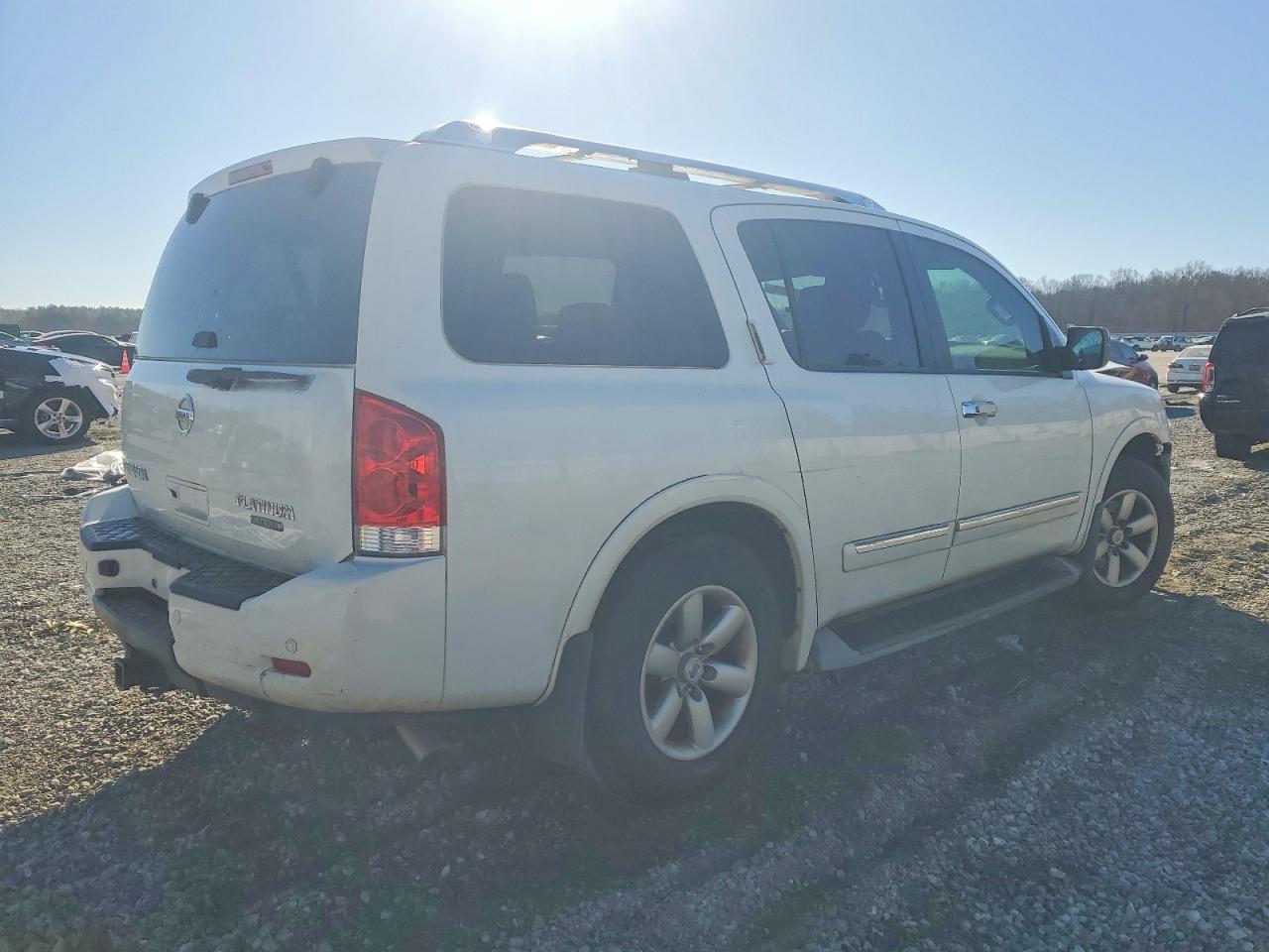 2014 NISSAN ARMADA SV photo 3