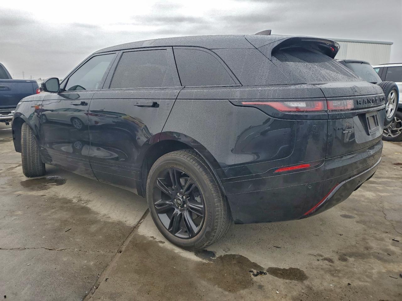 2020 LAND ROVER RANGE ROVER VELAR R-DYNAMIC S photo 2