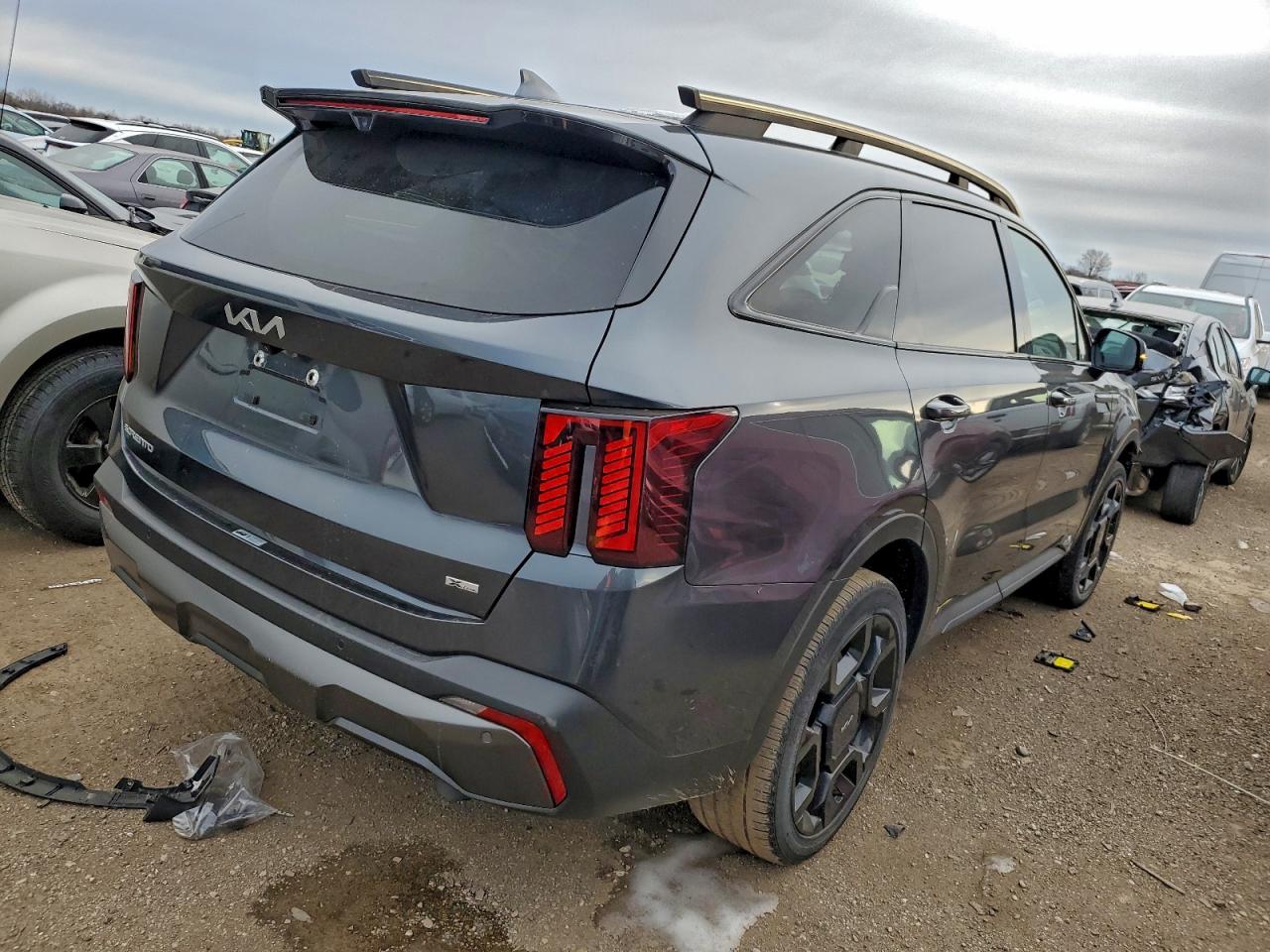 2024 KIA SORENTO SX photo 3