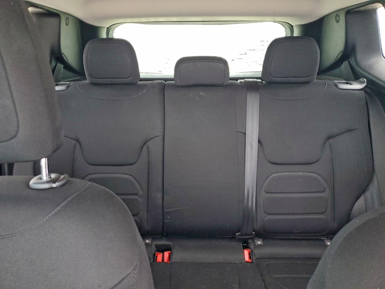 2019 JEEP RENEGADE LATITUDE photo 10