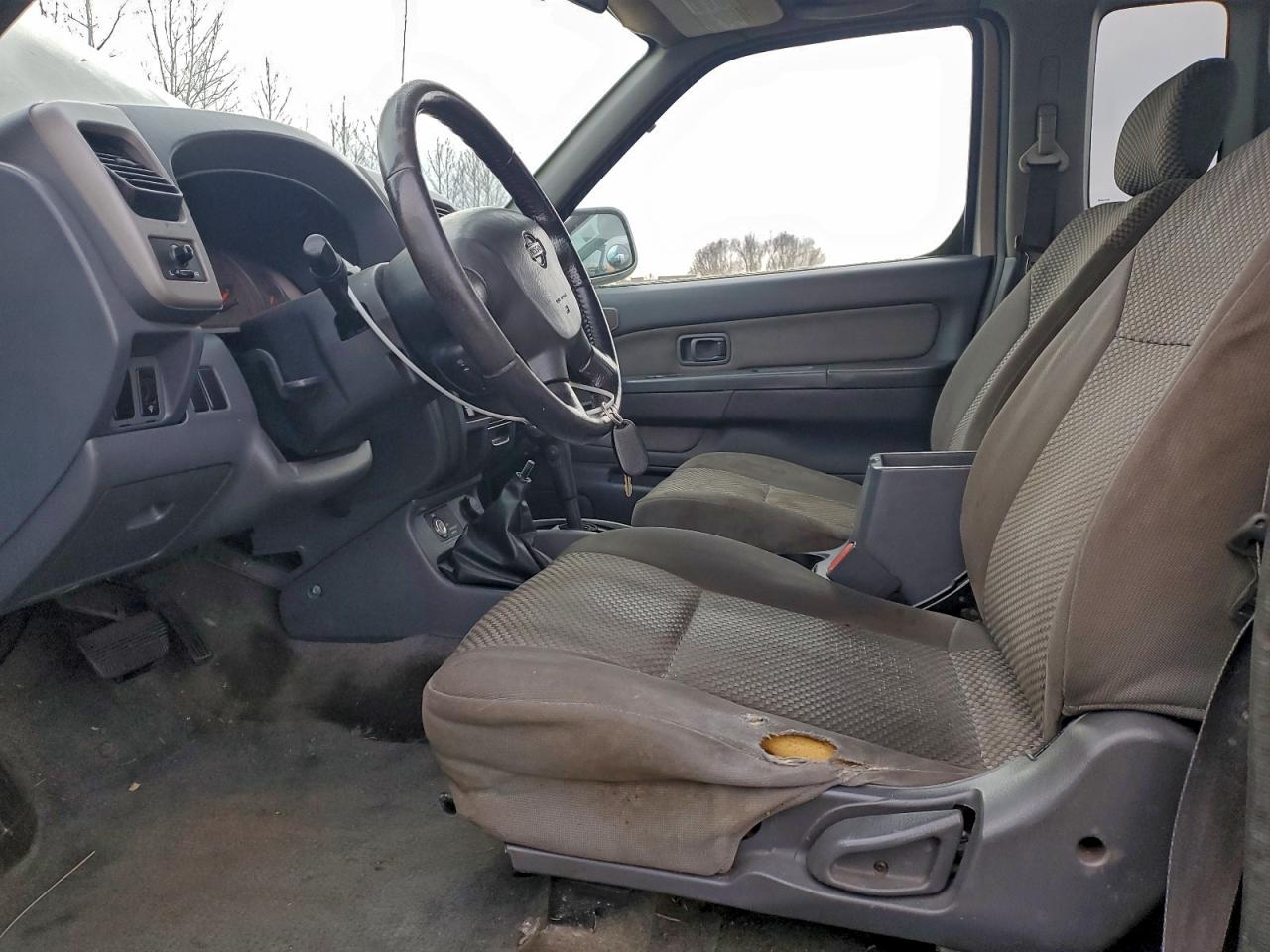 2001 NISSAN FRONTIER KING CAB XE photo 7