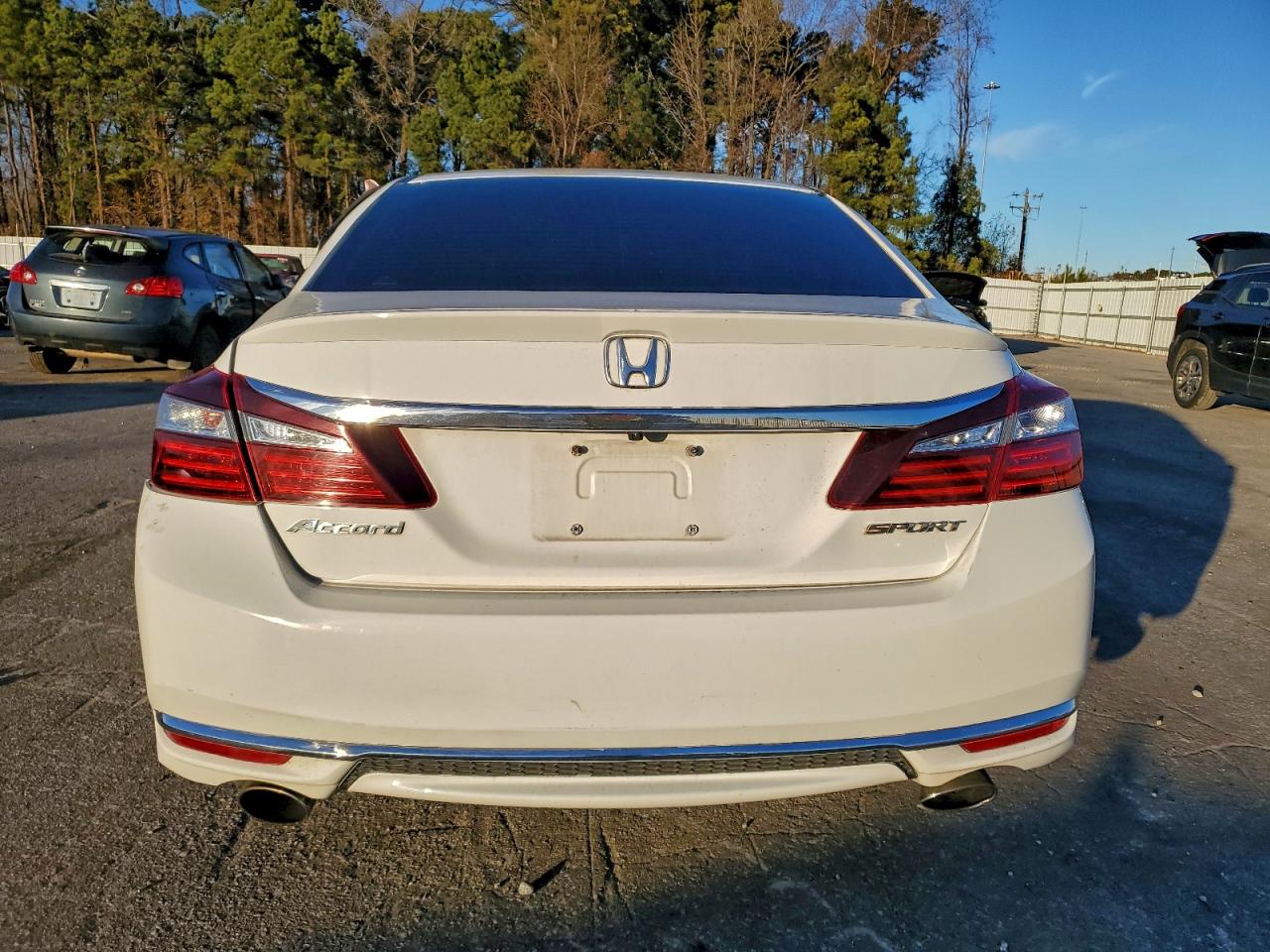 2017 HONDA ACCORD SPORT photo 6